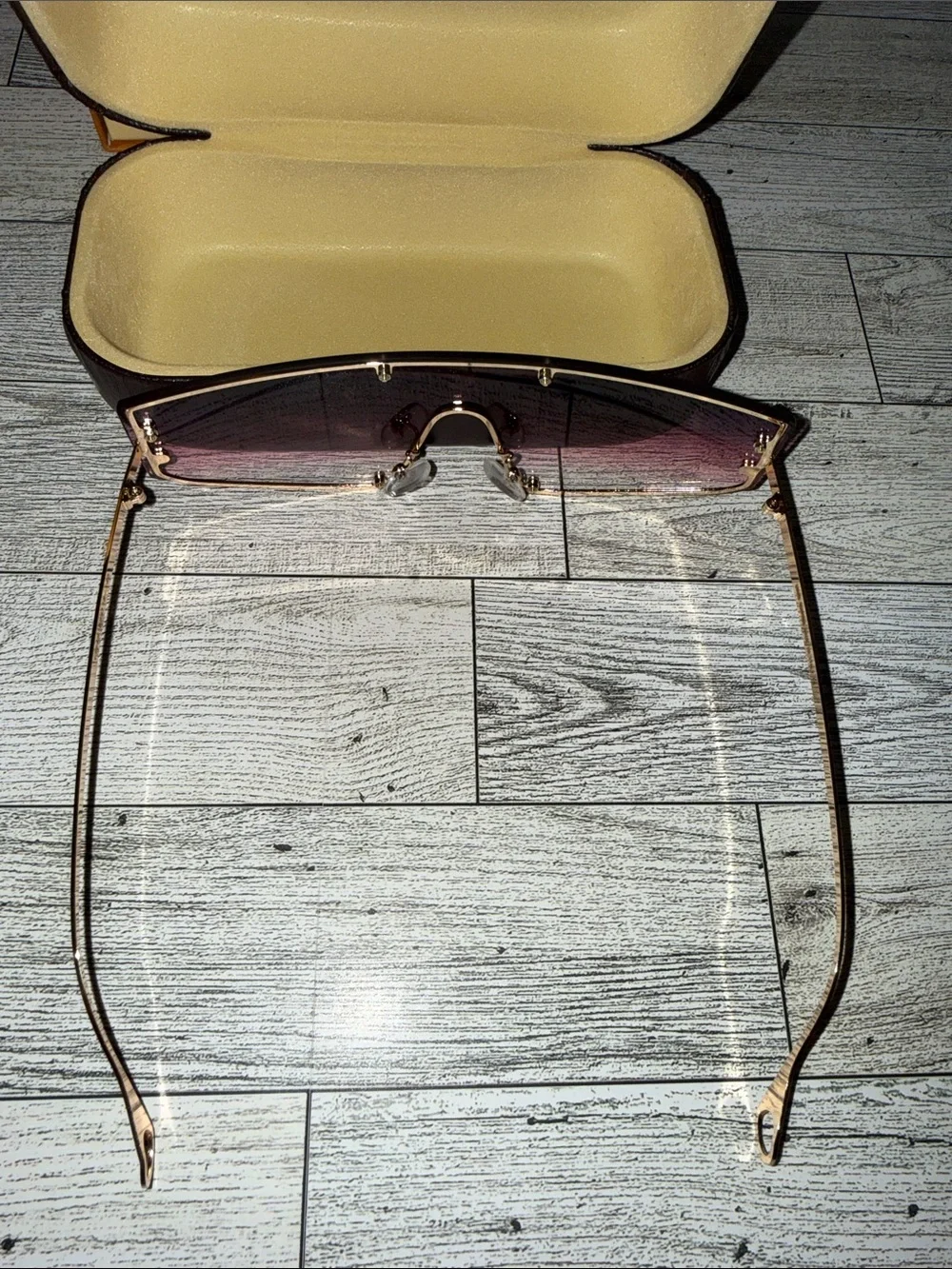 New in box designer Inspired Rimless Purple Gradient Sunglasses with Gold Arms